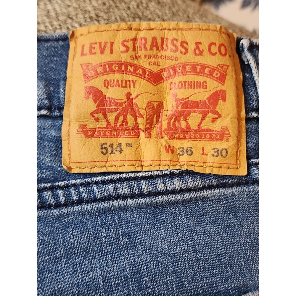 Levi's 514 Men's Jeans Size 36x30 Medium Wash Straight Leg Blue Denim Mid Rise - Picture 3 of 5